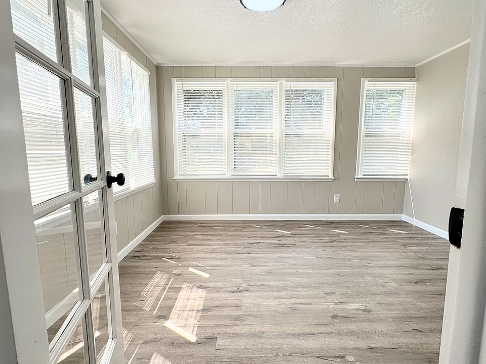 1st image of 1808 N 40th St