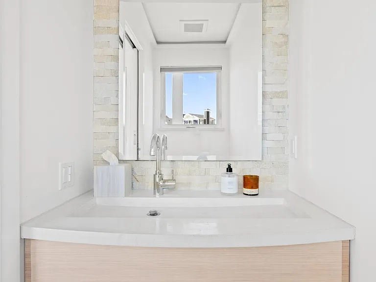 7 Circle Dr — Photo 10