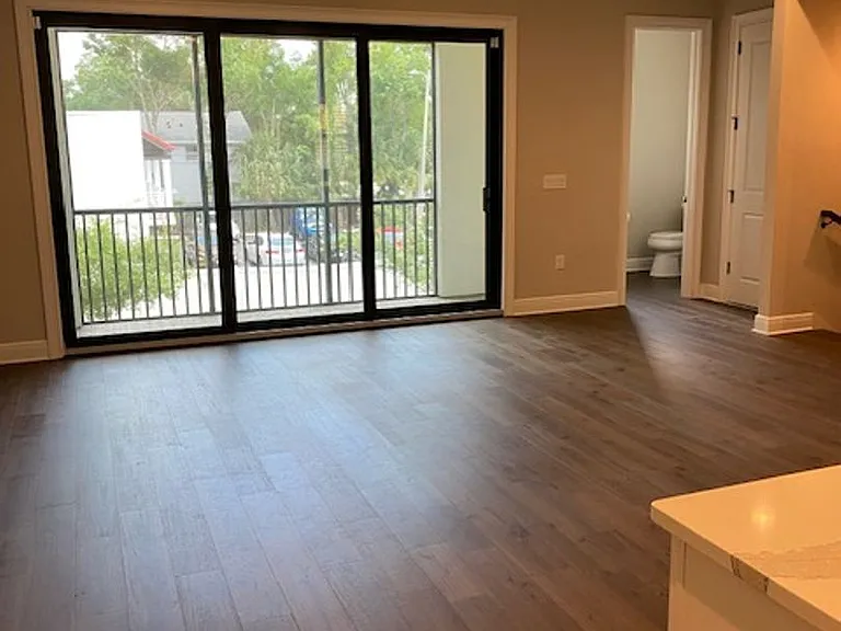 3215 W De Leon St #5 — Photo 15
