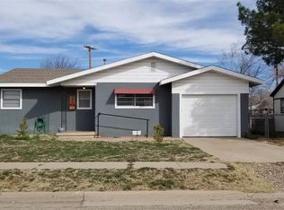 730 W 17th St, Portales, NM 88130