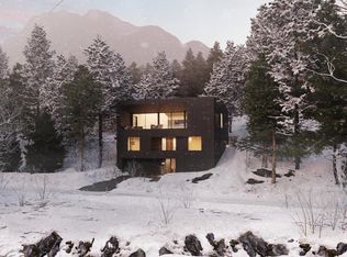 980 Squaw Valley Rd, Olympic Valley, CA 96146