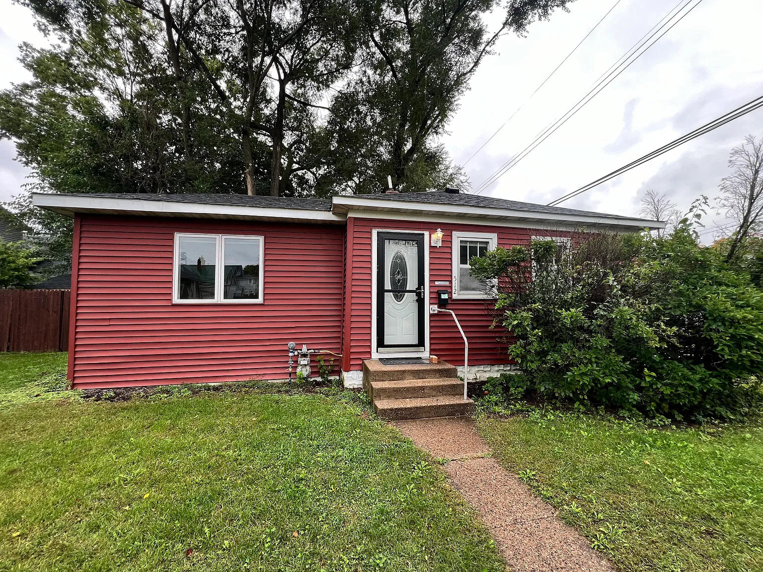 2 bed, 1000 sqft, $1,450 — Photo 1