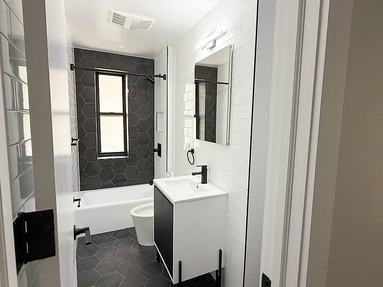 304 W 151st St #5 — Photo 5
