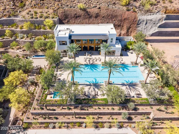 5000 N CAMELBACK RIDGE Drive #208, Scottsdale, AZ 85251