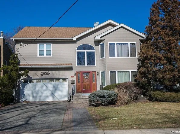 1745 Old Mill Road, Merrick, NY 11566