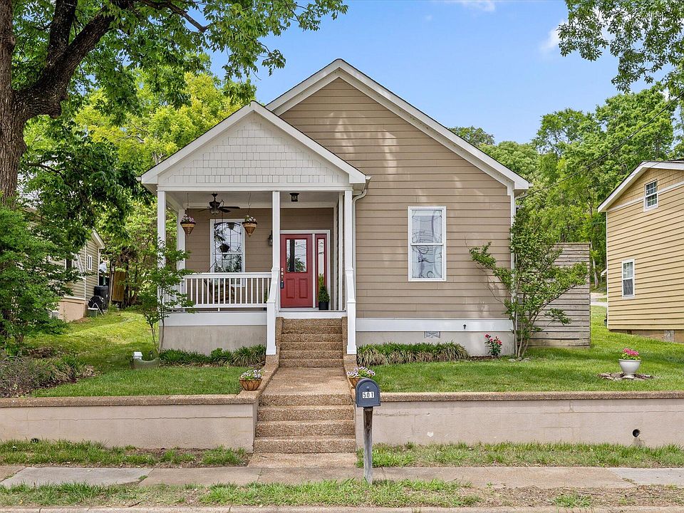 1st image of 501 W Bell Ave