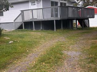 2327 Doe Dr, Long Pond, PA 18334