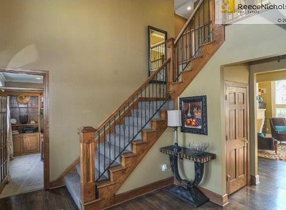 3rd image of 4609 Ironhorse Dr