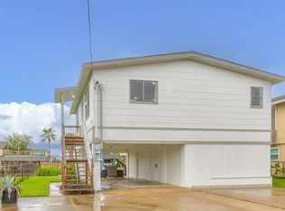89 Tarpon St, Bayou Vista, TX 77563