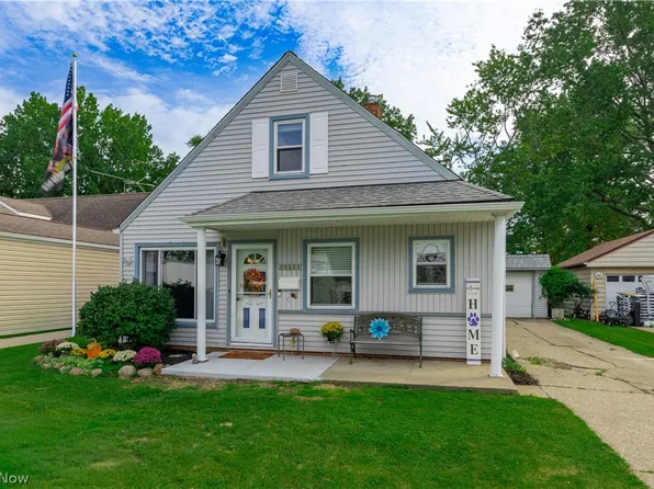 29226 W Willowick Dr, Willowick, OH 44095