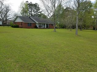 252 Mills St, Webb, AL 36376
