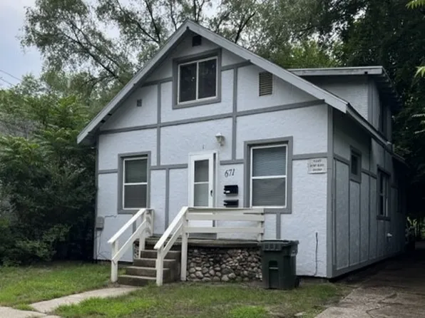 2 bed, 1.0 bath, $825, 671 Marquette Ave #2, Muskegon, MI 49442