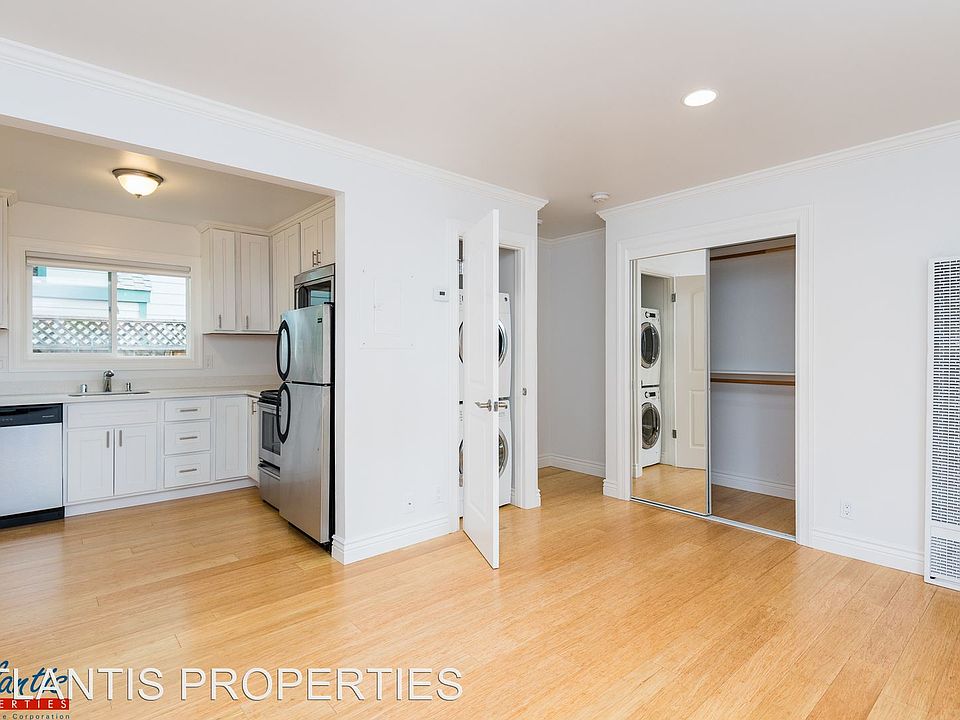 1st image of 315 Beemer Ave APT 06