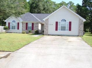 139 Finn Cir, Savannah, GA 31419