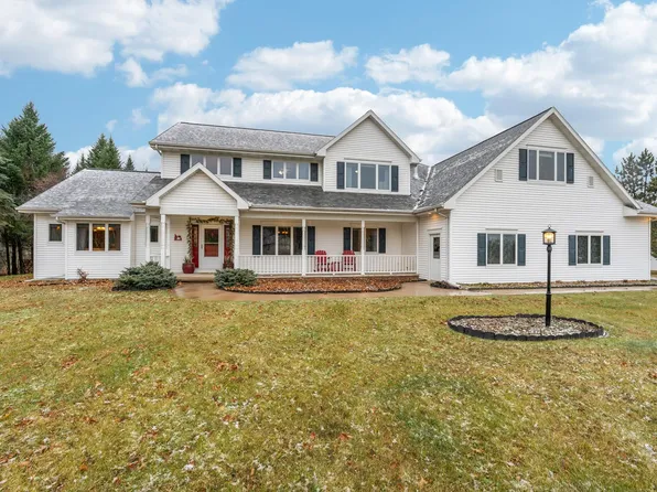 E5975 Sunset Ct, Weyauwega, WI 54983