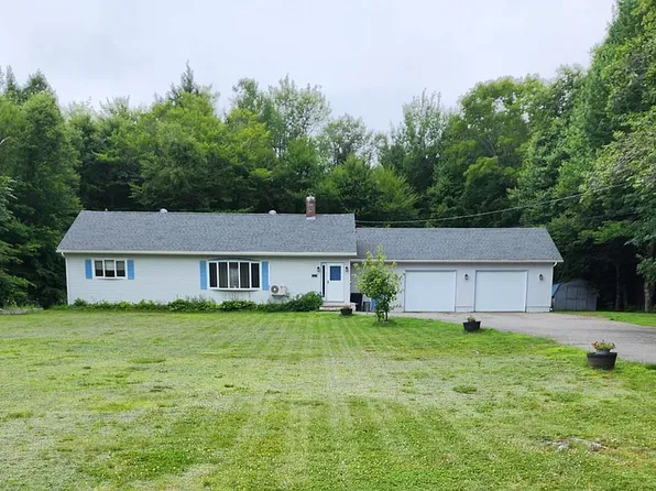 172 Wilderness Dr, Medway, ME 04460