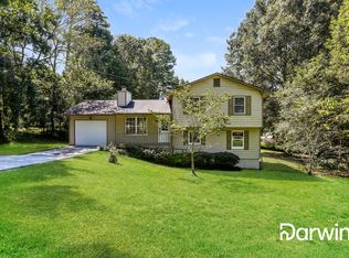 947 Rock Oak Ln, Lawrenceville, GA 30046