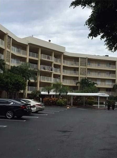 1st image of 800 Cypress Grove Dr APT 405