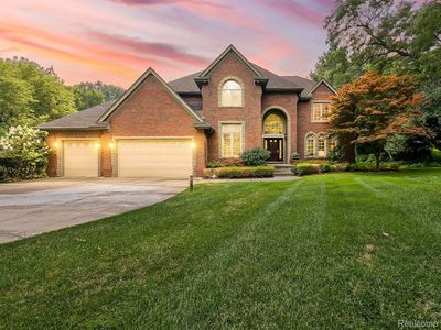 37159 Howard Rd, Farmington Hills, MI, 48331