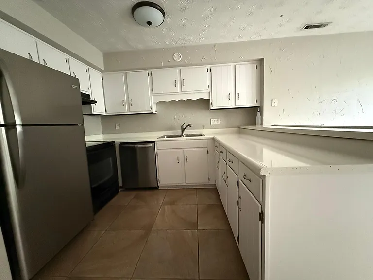 5335 Hansel Ave #C-8 — Photo 19