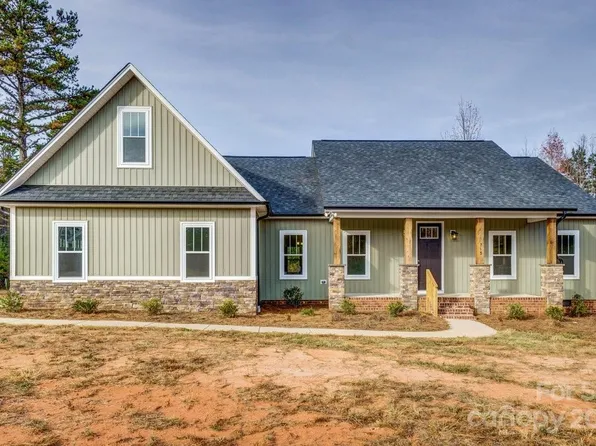 715 Dorothy Dr, China Grove, NC 28023