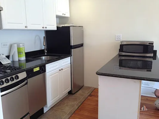 Rented by ONE Manhattan Real Estate | media 14