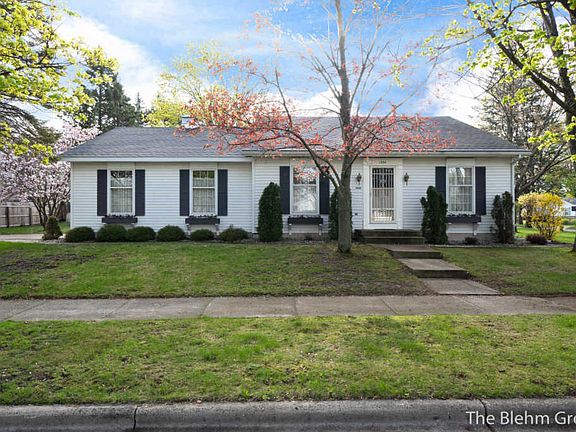 2nd image of 1354 W Eventide Dr NE