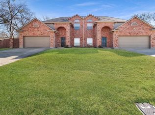 6559 Calmont Ave, Fort Worth, TX 76116