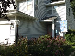 42 Heyden Rd, Troy, NY 12180