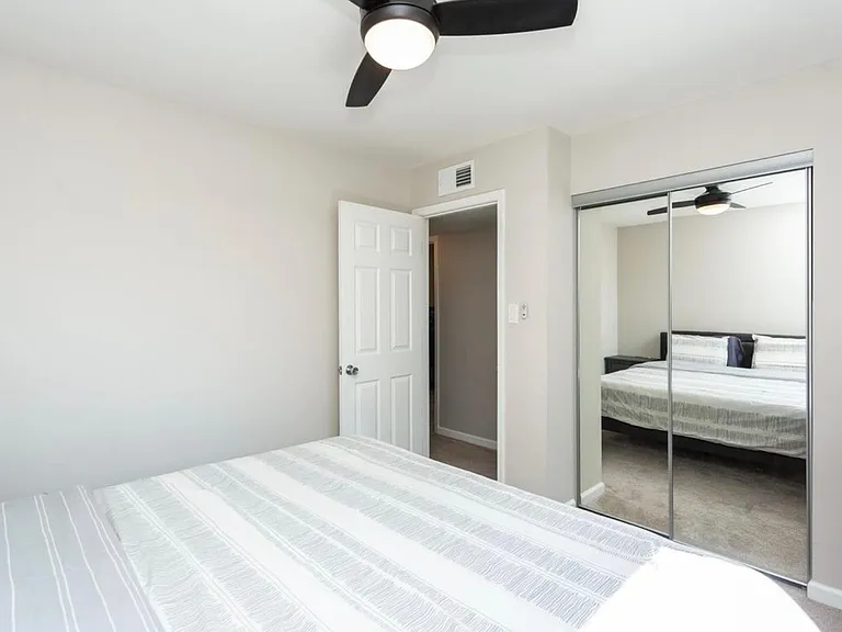 200 Drewel Ct — Photo 12
