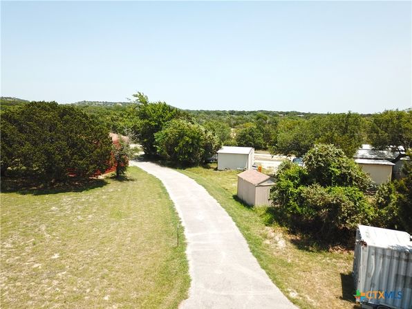 935 County Road 4820, Kempner, TX 76539