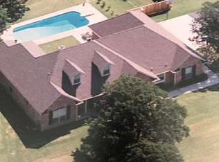 2000 Four Lakes Dr, Blanchard, OK 73010