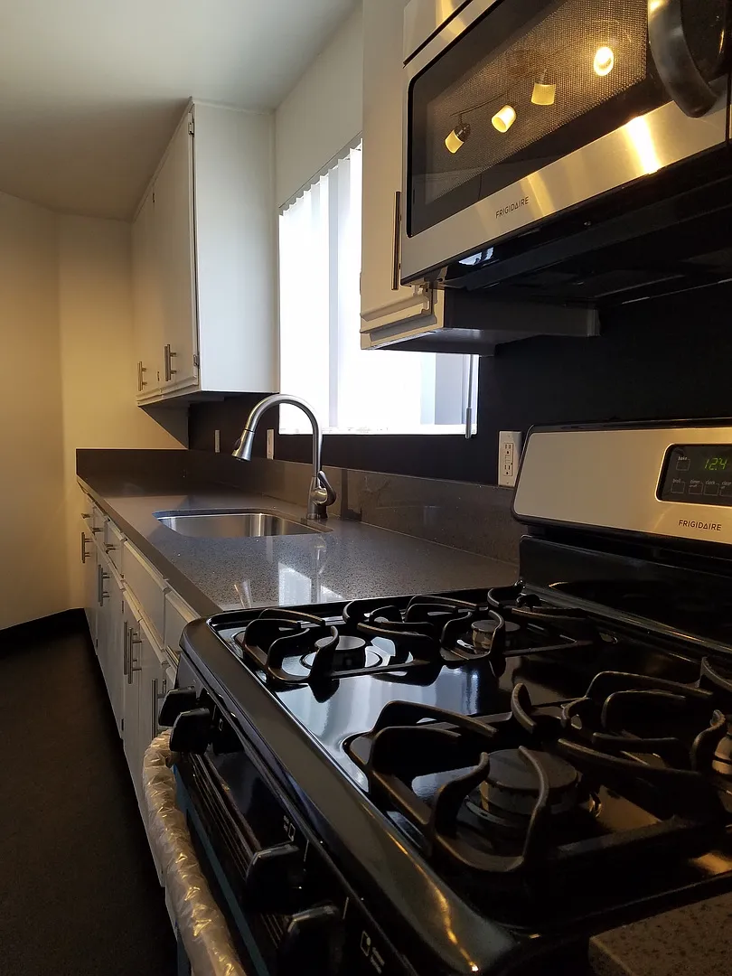 Eagle Court LLC — Photo 3