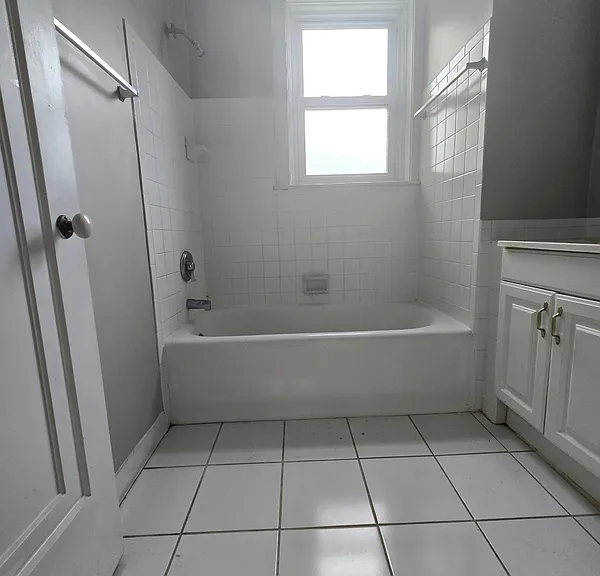 7208 Zephyr Pl #3W — Photo 3