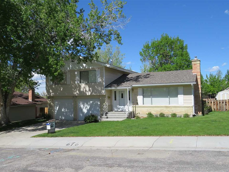 1st image of 535 Bonnie Brae St