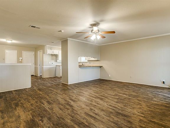 4th image of 1655 Juniper Ln