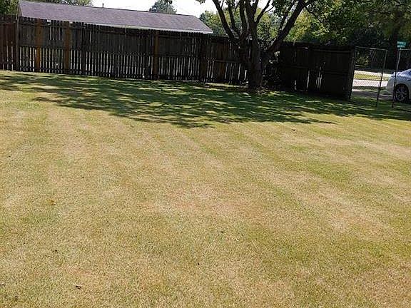 3rd image of 4637 Sunshine Dr