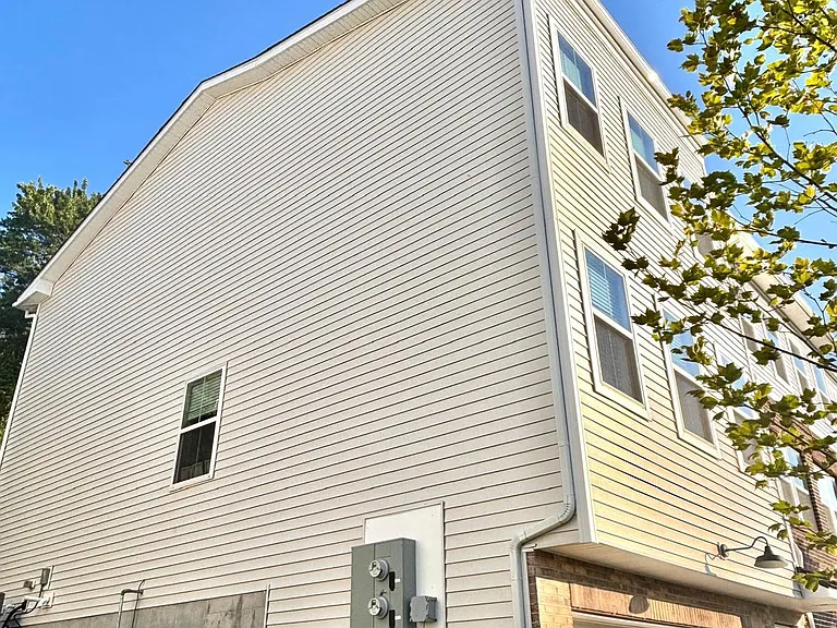 111 Four Leaf Dr — Photo 29