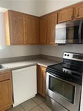 1639 Lake Ave #6 — Photo 6