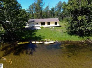 3227 S Garfield Rd, Kingsley, MI 49649