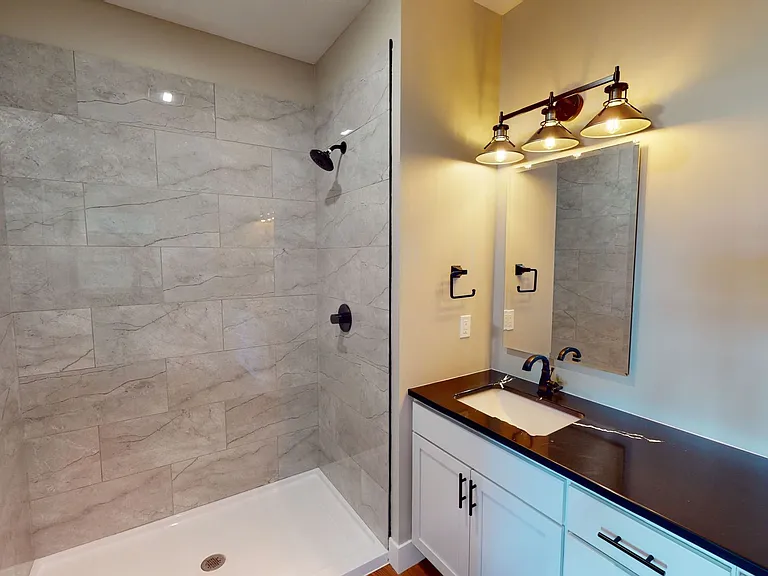 1007 E Maple Ave — Photo 13