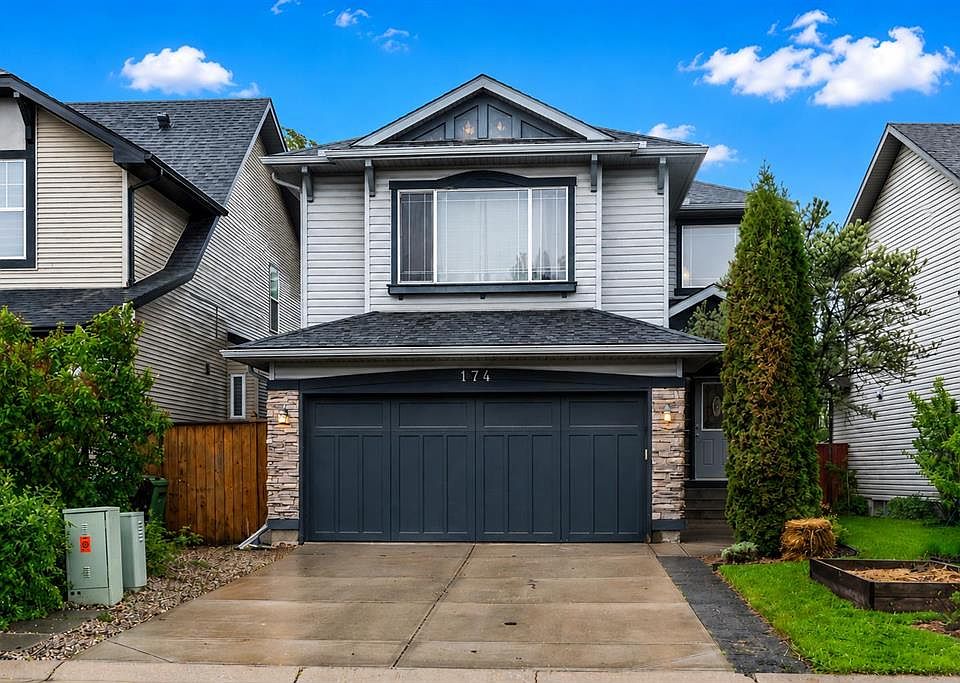 1st image of 174 NE Brightondale Cres SE