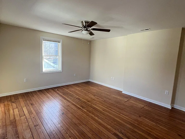 10876 York Rd #4 — Photo 11
