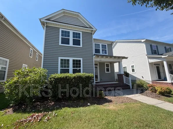 214 Harmony Dr, Portsmouth, VA 23701