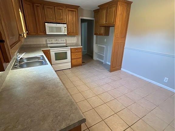 5th image of 3414 Coffey St