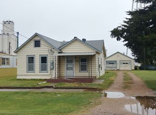 108 3rd St, Gorham, KS 67640