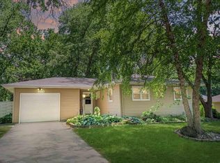 2116 Virgil St, Cedar Falls, IA 50613