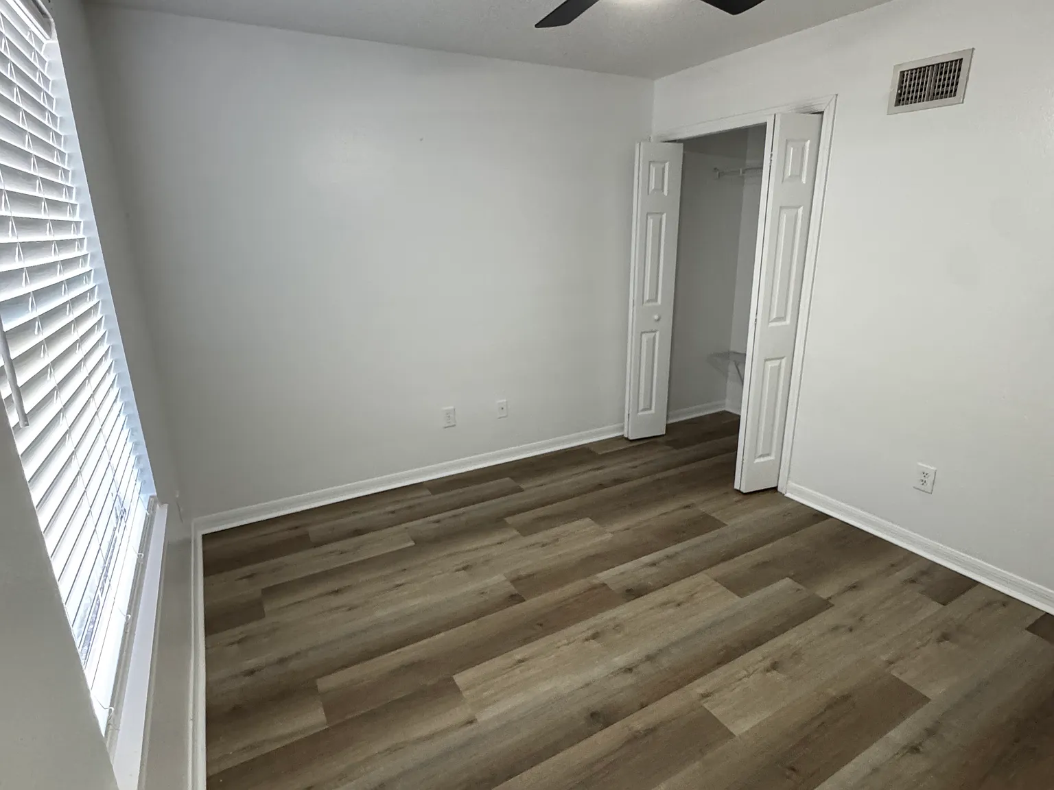 4955 Ava Pointe Dr — Photo 4