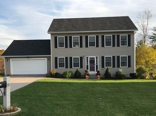 15 Rae Brook Rd, Hooksett, NH 03106