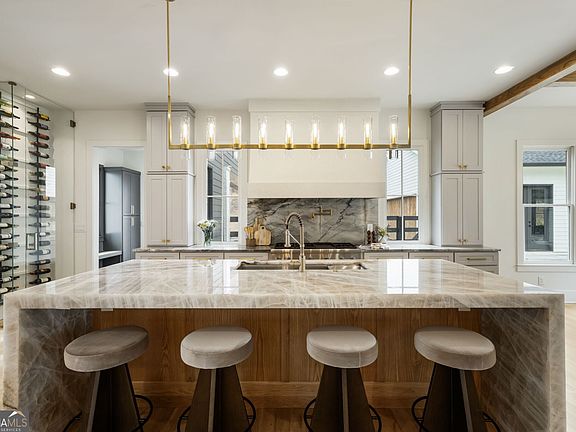 3rd image of 1980 Birmingham Rd